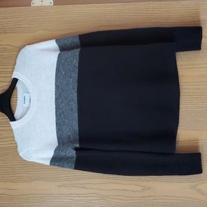 Women's Old Navy Sweater, Small